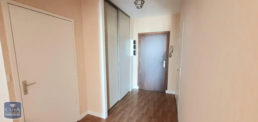Esik - Senior Residence Apartment in Châteauroux Centre
