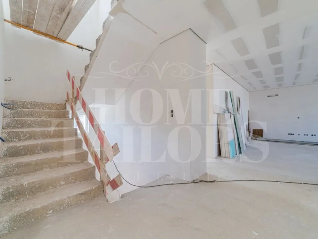Pièces - Luxury Villa with Garden in Mafra