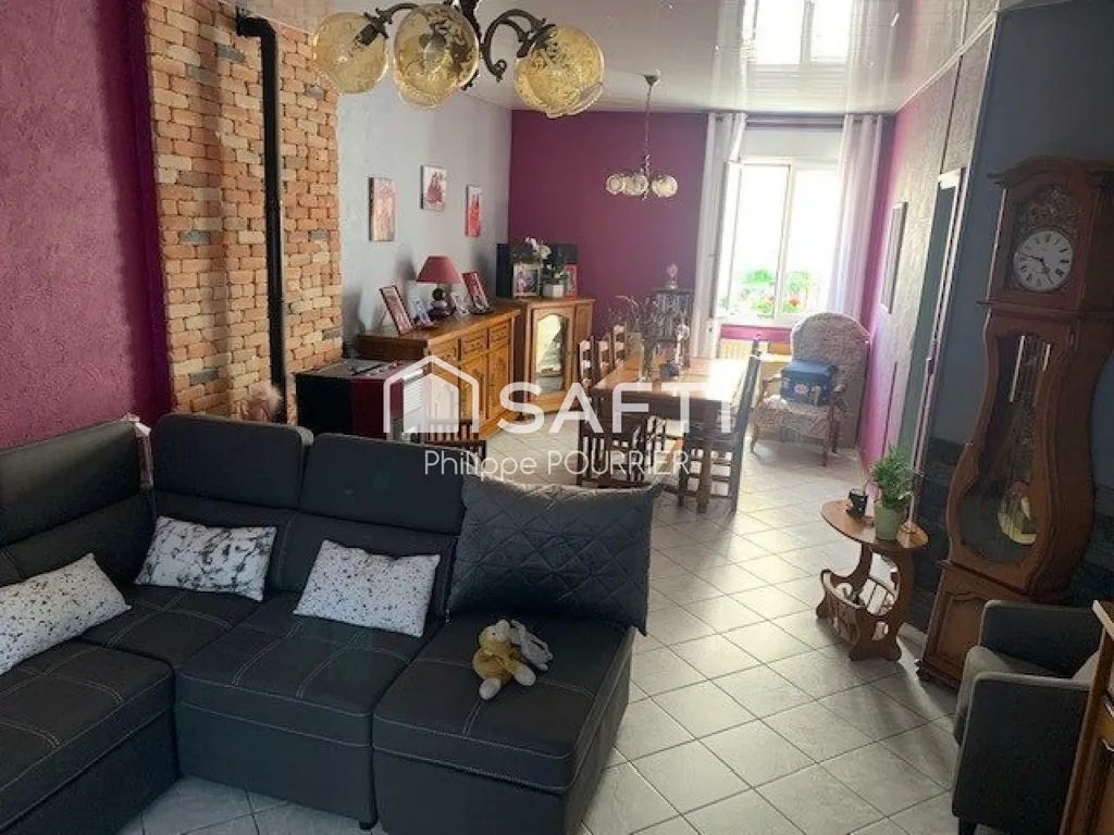 Séjour - Maison avec Terrasse et Jardin à Tergnier