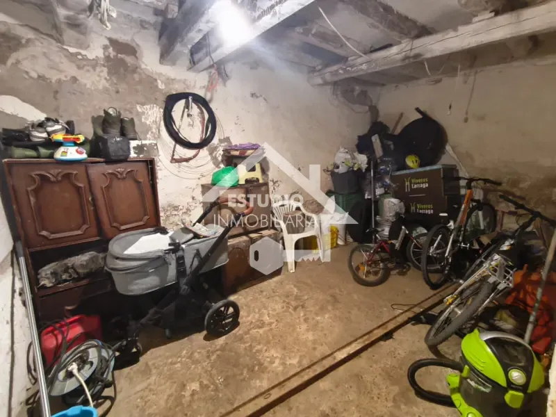 Pièces - House for Renovation with Loft in Mendavia