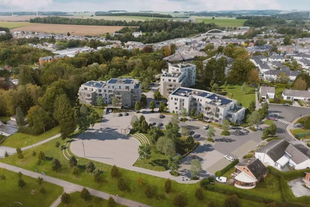 Vue aérienne - Appartement 2 Chambres avec Balcon à Ciney