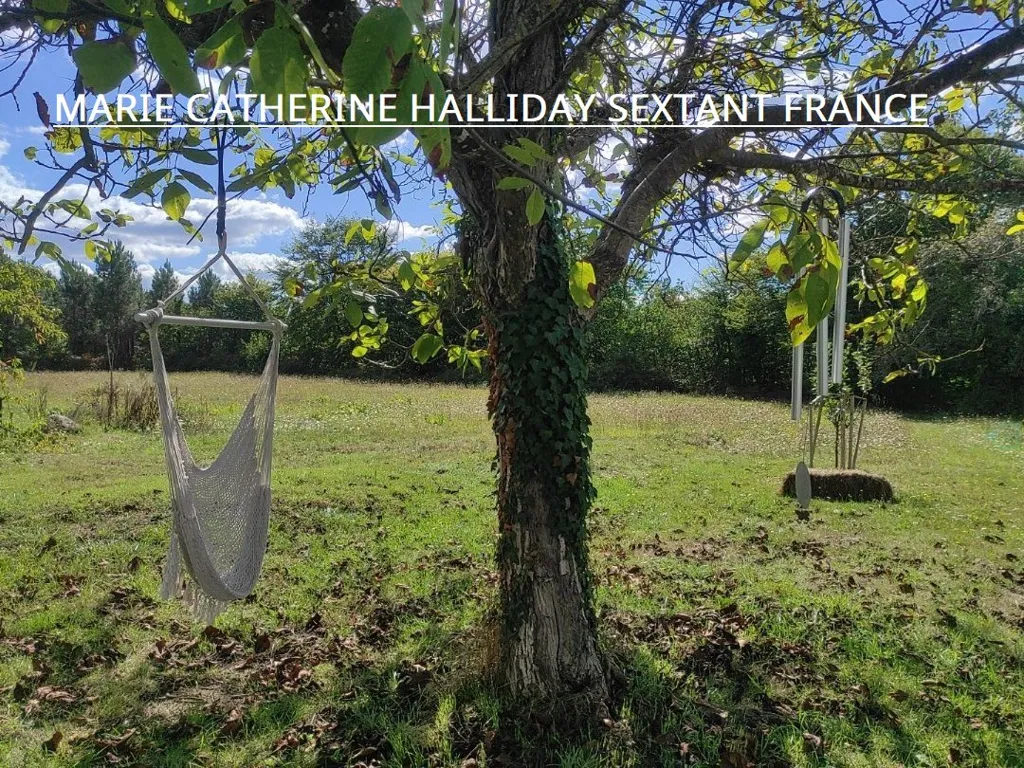 Jardin - Ferme Rénovée avec 2 Gîtes et Cour Intérieure à Périgueux