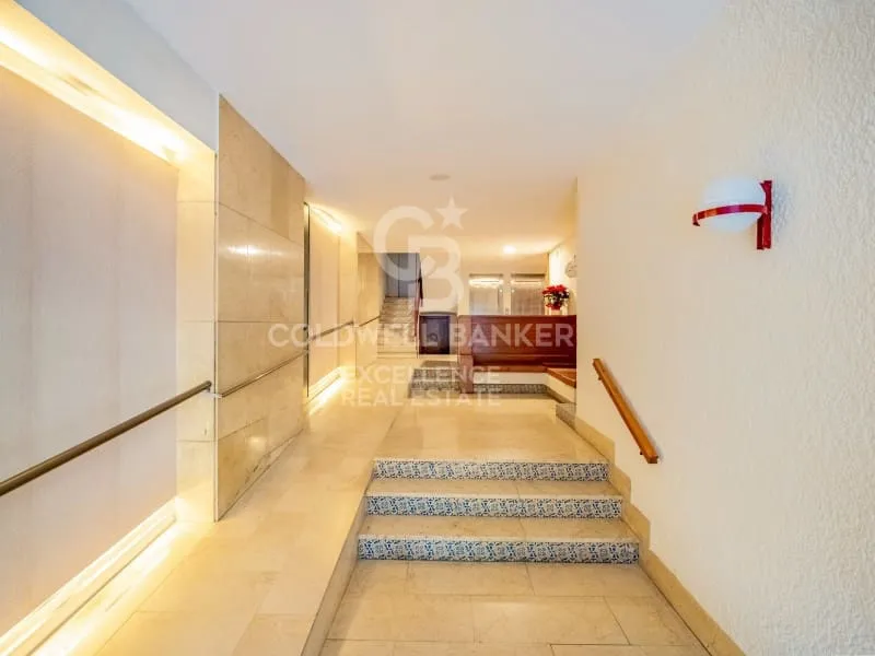 hallway_entrance