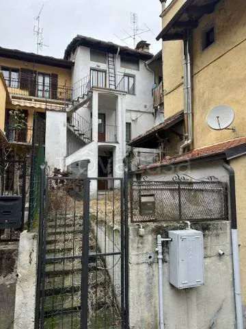 Välivaade - Terraced Flats with Balcony in Lanzo Torinese
