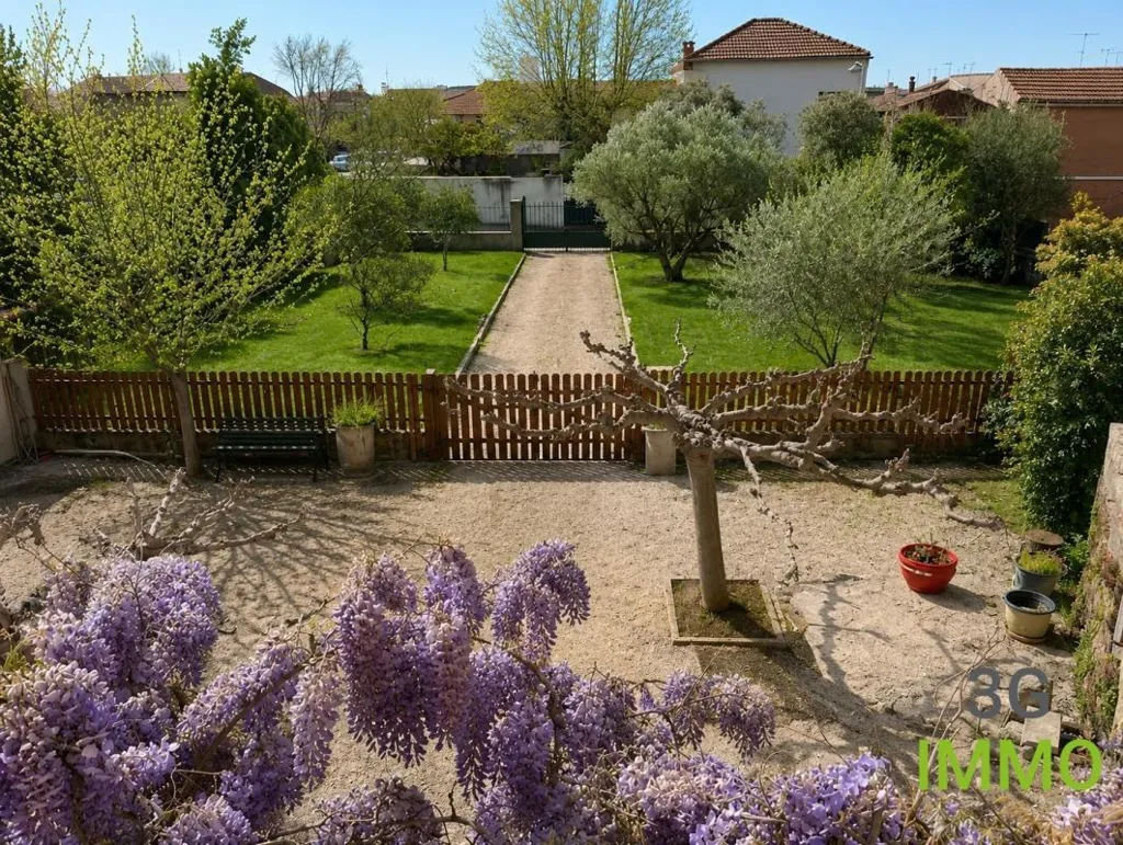 Aed - Character House with Studio in Jonquières