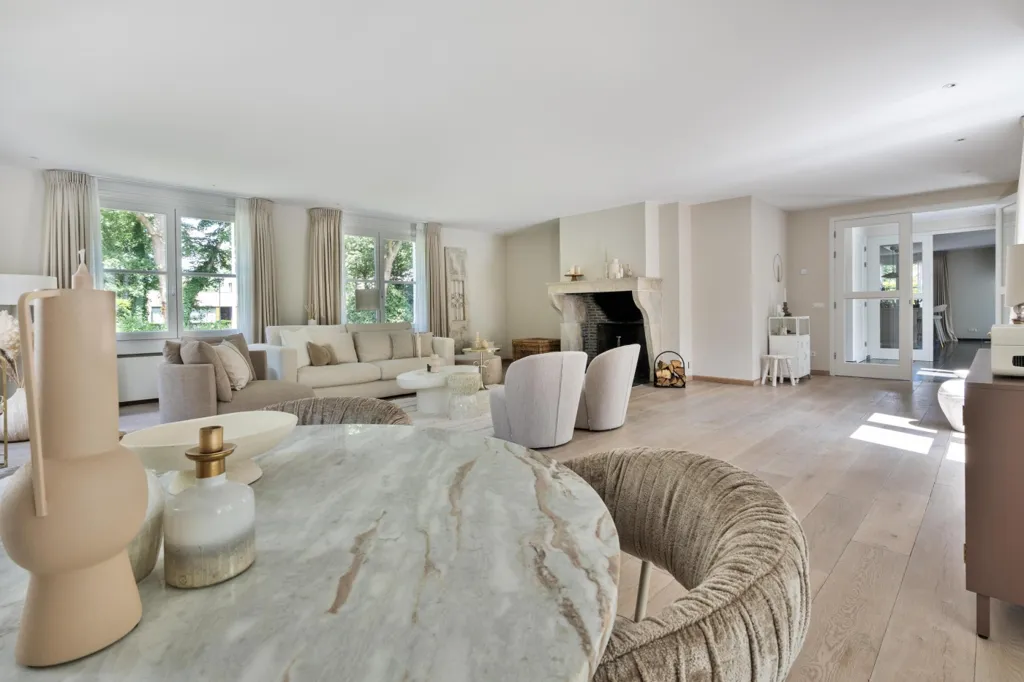Elutuba - Mediterranean-Style Villa in Venlo