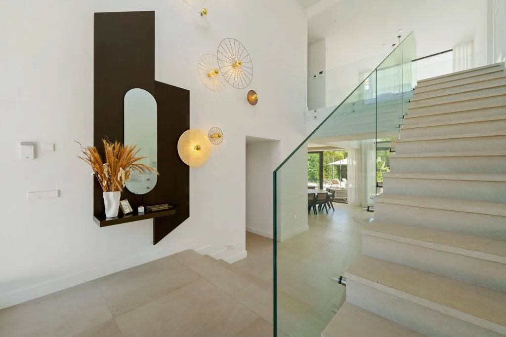 Toad - Luxury Villa with Infinity Pool in Marbella