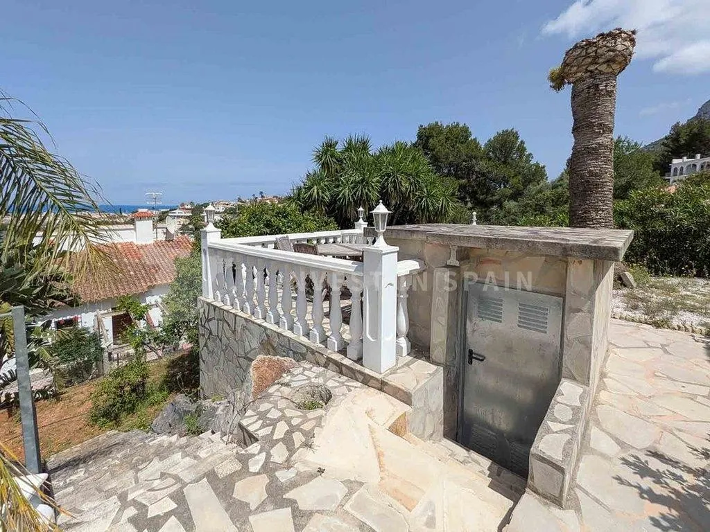 Terrass - House with Pool and Terrace in La Pedrera