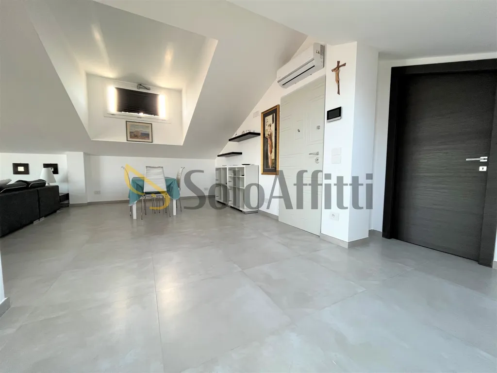 Elutuba - Mansard Apartment with Sea View in Catanzaro Lido