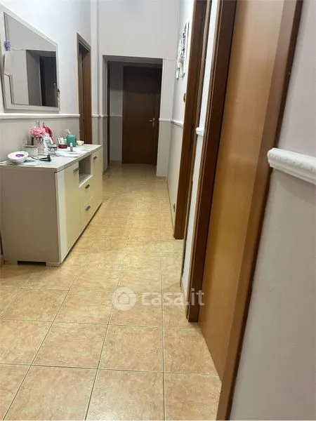 Entrée - Spacious Apartment with Balcony in Frosinone