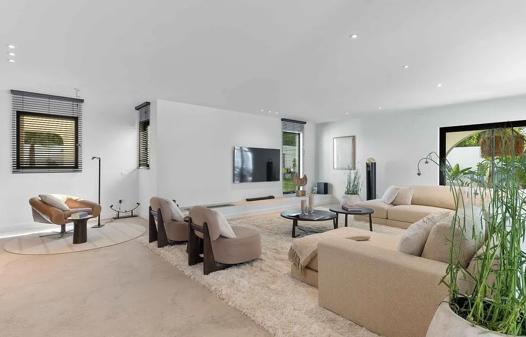 Elutuba - Renovated Villa with Pool in Guadalmina