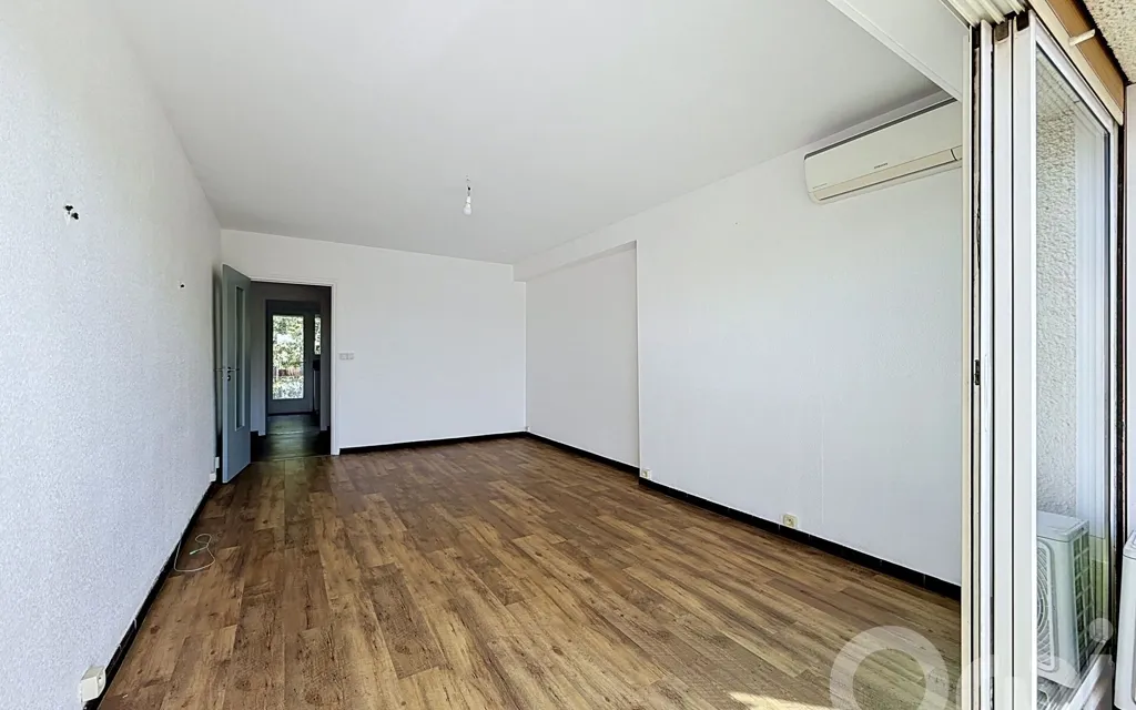 Pièces - Appartement Rénové avec Loggias à Perpignan