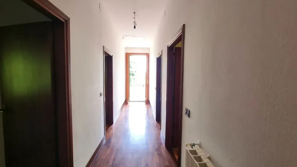 Ingresso - Multi-Level Villa near Conselice