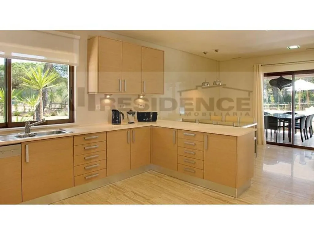 Cuisine - Contemporary Villa with Pool in Albufeira