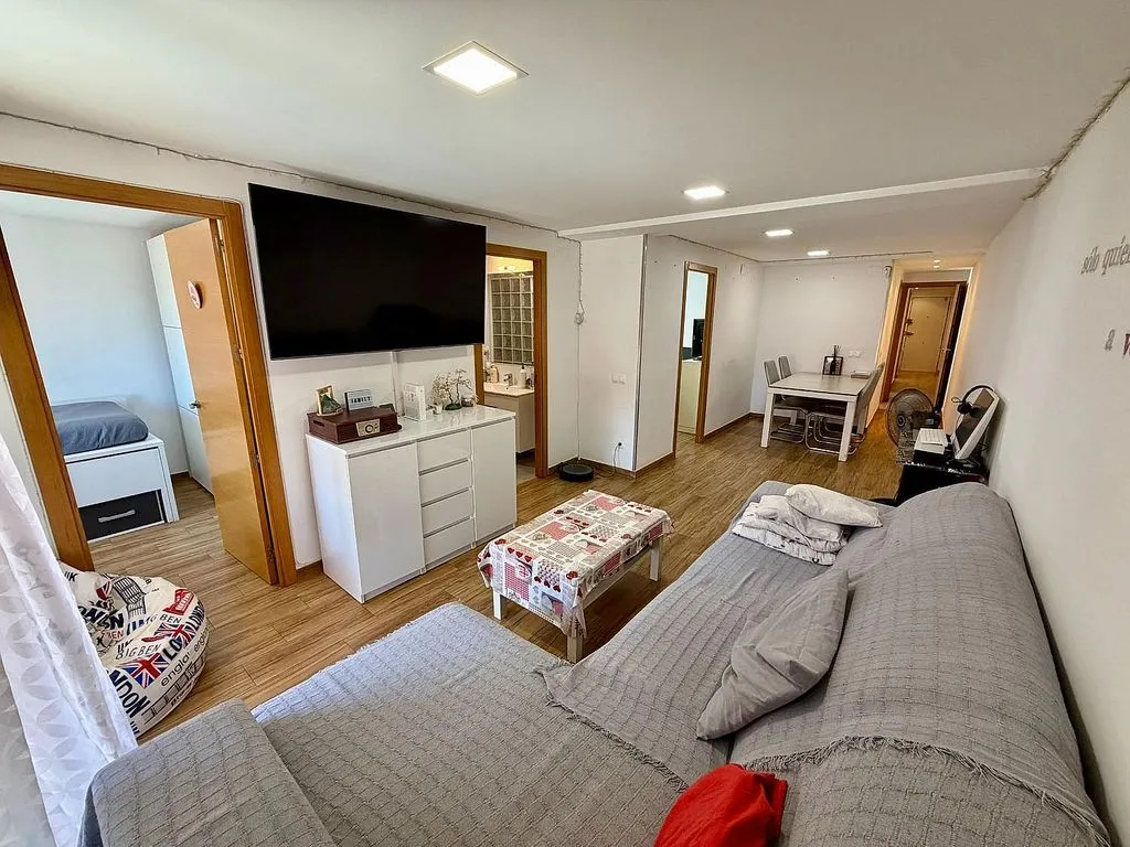 Elutuba - Apartment with Balcony in Silla