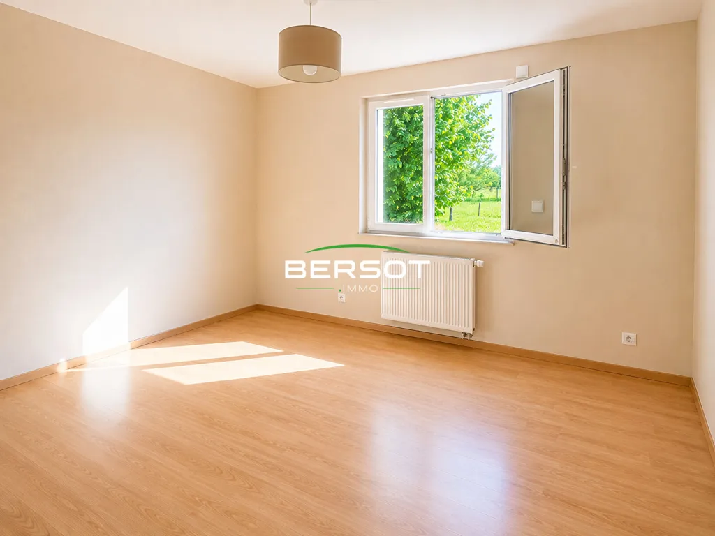 Rooms - Ground Floor Pavilion with Pool Potential near Vesoul