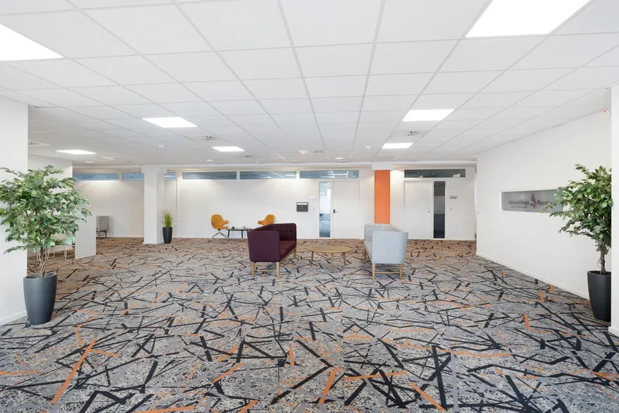 Esik - Office Space in Shared Building, Randers