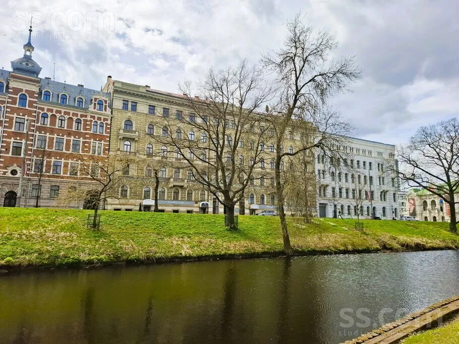 Välivaade - Two-Level Apartment in Old Riga
