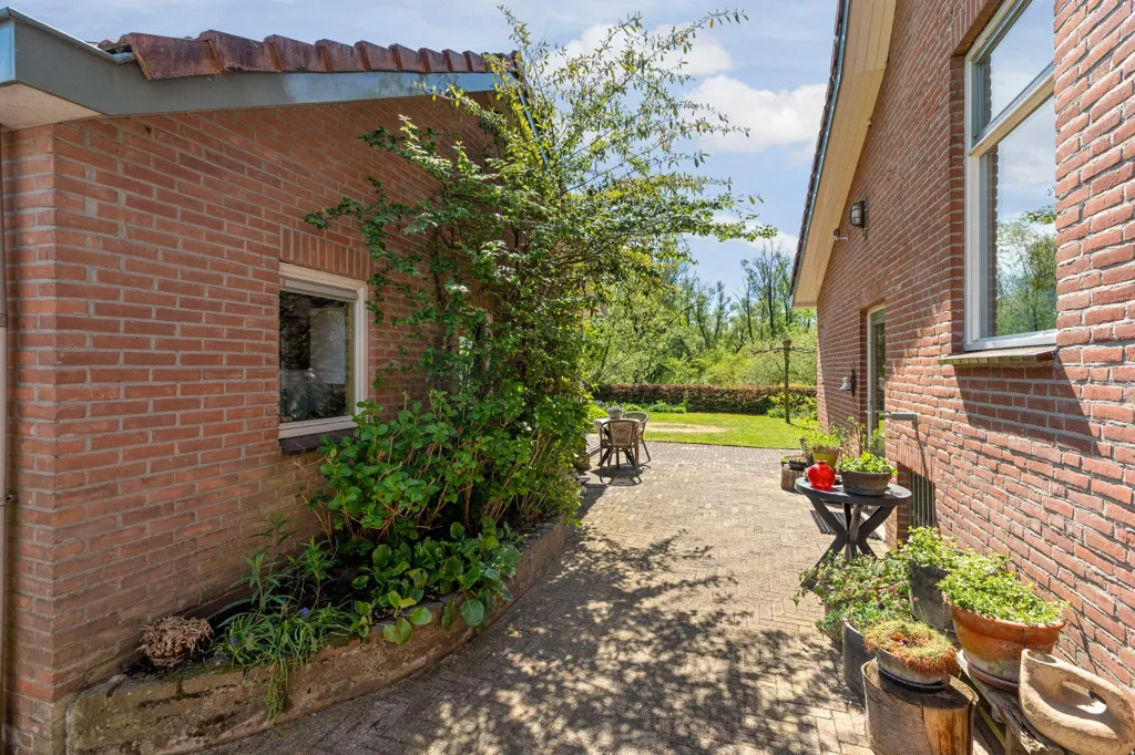 Aed - Two-Storey House with Garden in Ooijpolder
