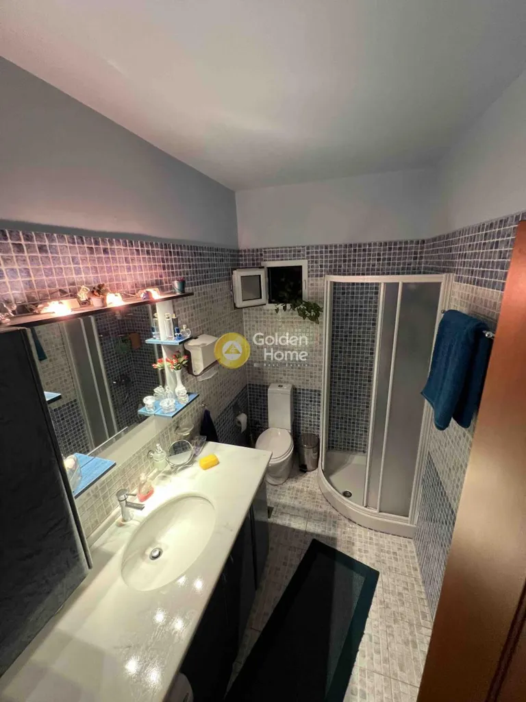 Salles de bain - Apartment with Mountain View in Keratea Centre