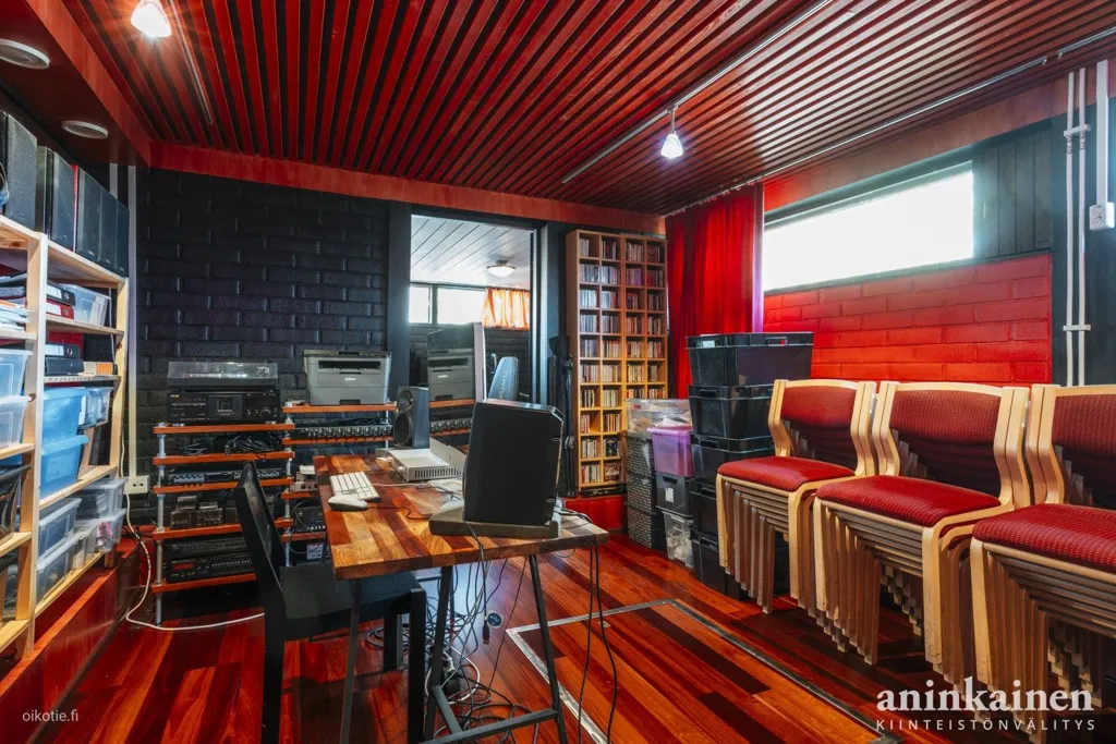 Studio - Spacious Detached House with Garden in Lieto Centre