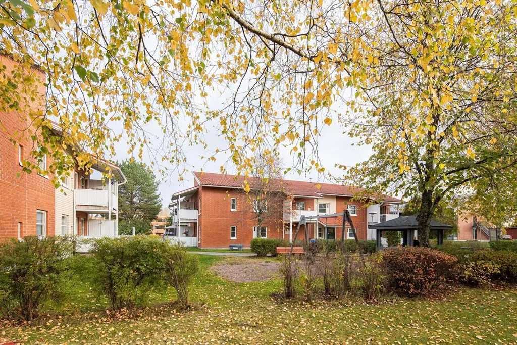 Aed - Living Right Flat with Balcony in Helsinki
