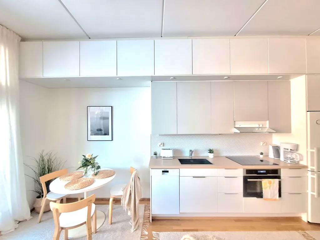 Köök - Lofty Apartment with Large Terrace in Kivistö, Vantaa