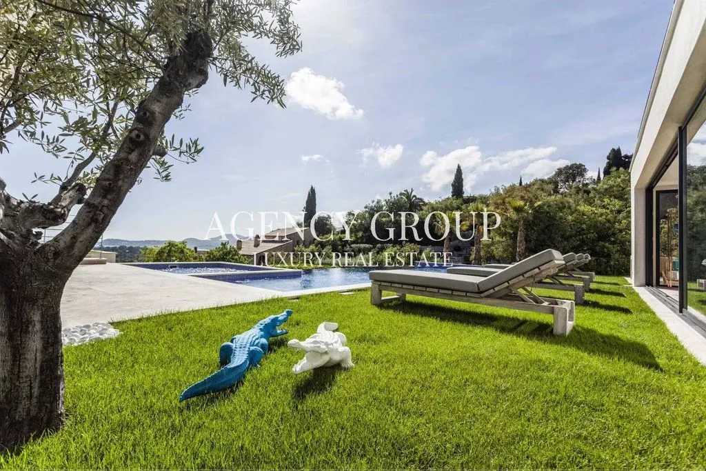 Bassein - Luxury Villa with Infinity Pool in La Croix-Valmer