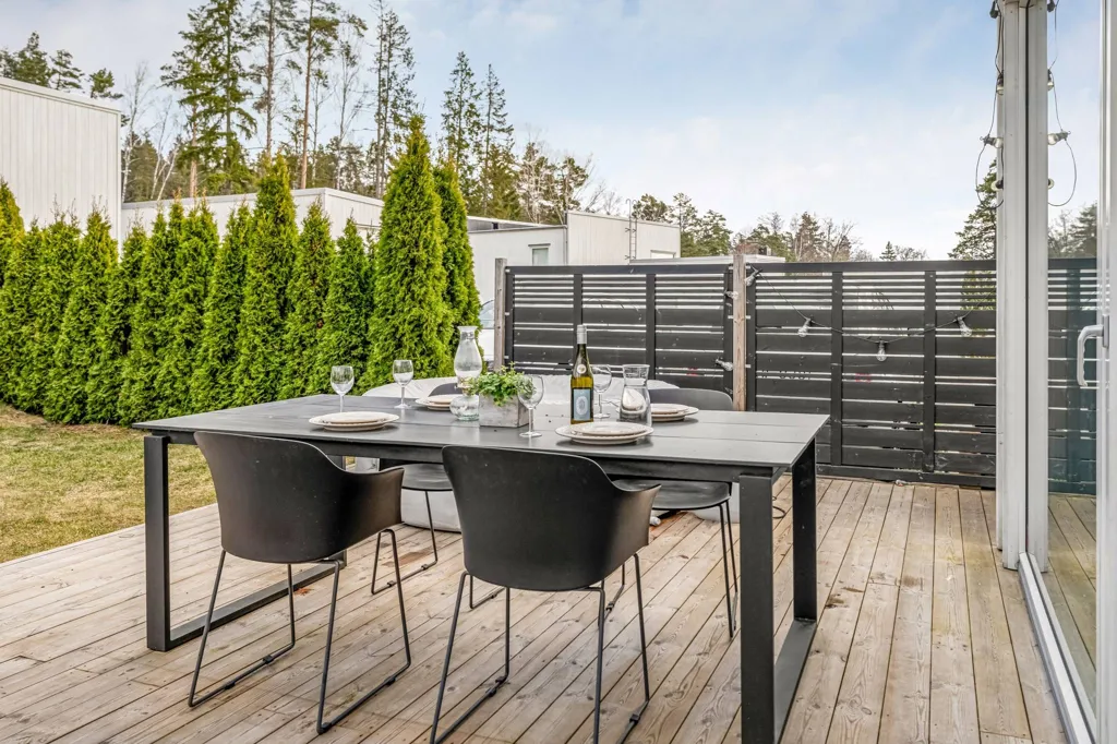 Terrazza - Two-Storey Apartment with Panoramic Views in Glömsta