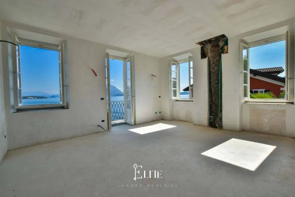 Pièces - Luxury Villa with Lake View in Stresa