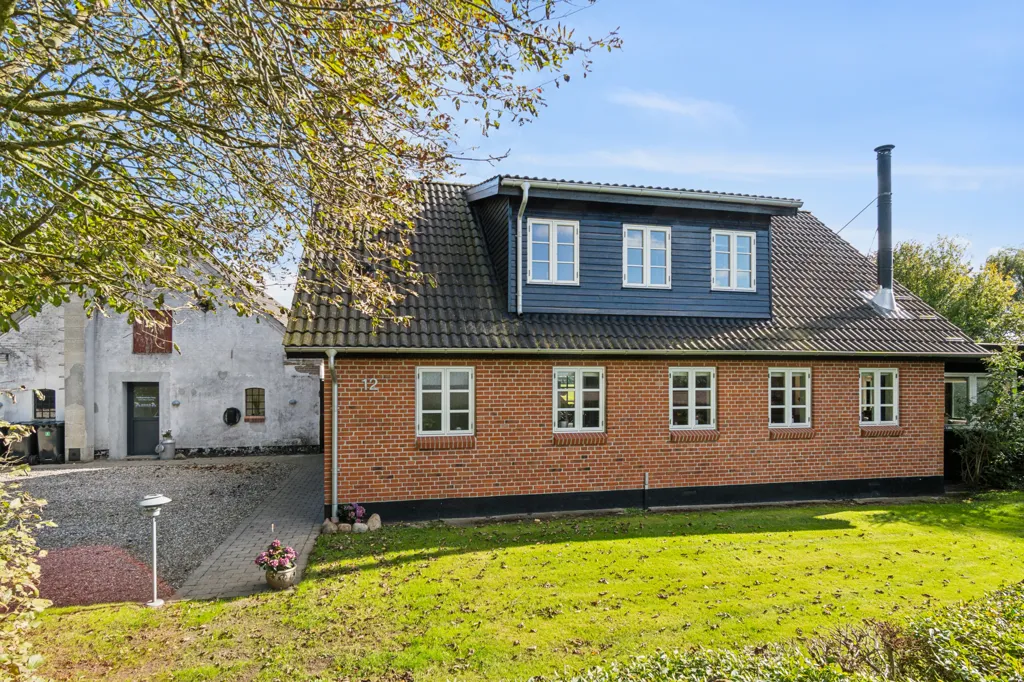 Extérieur - Renovated Farmhouse with Open Fields in Låstrup