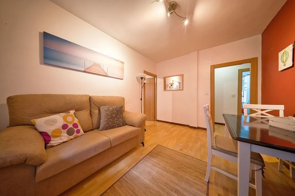 Elutuba - Furnished Flat with Garden View in Rondilla