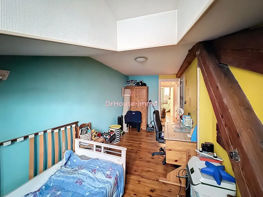 Magamistoad - Spacious Flat with Five Bedrooms in Saint-Etienne Centre