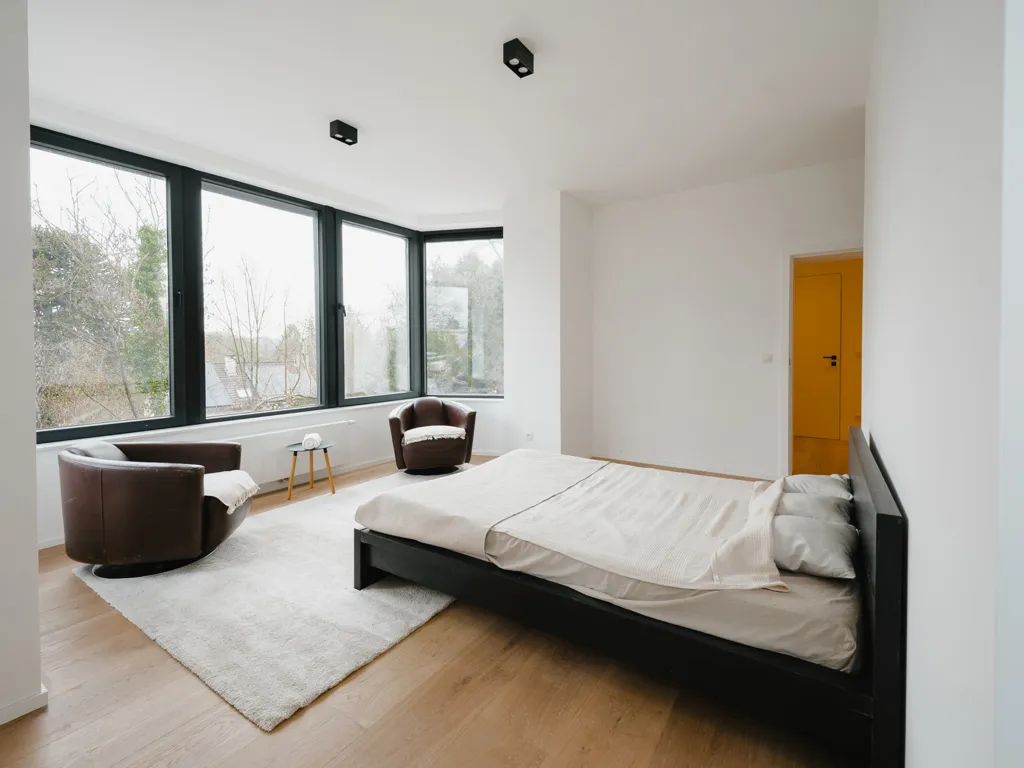Magamistoad - Renovated Apartment with Lake View in Genval