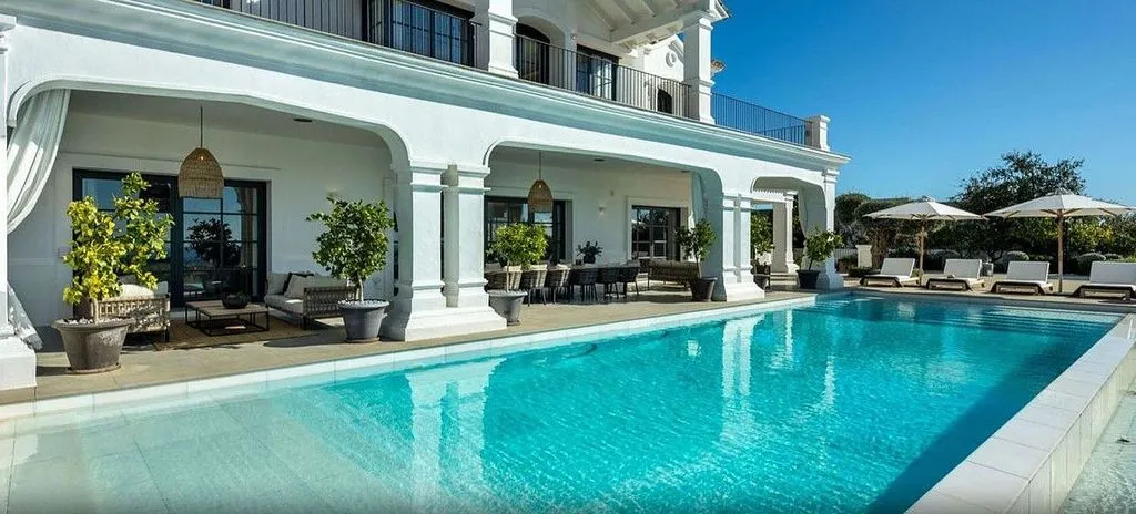 Bassein - Andalusian Chalet with Pool in Benahavís
