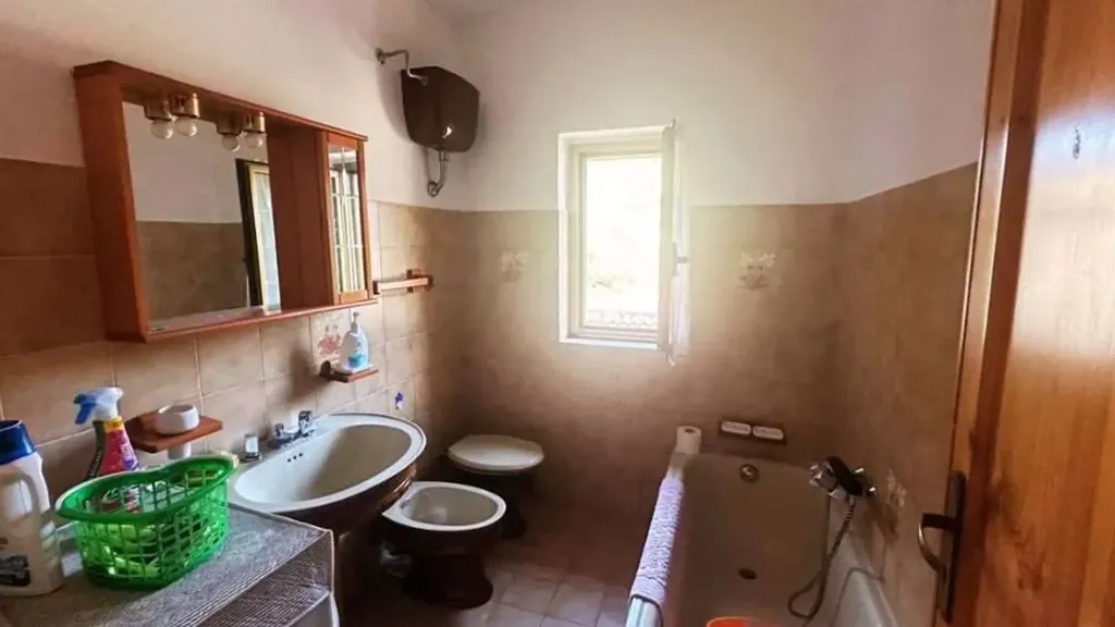 Salles de bain - Rustic Apartment with Sea View in Bonifati