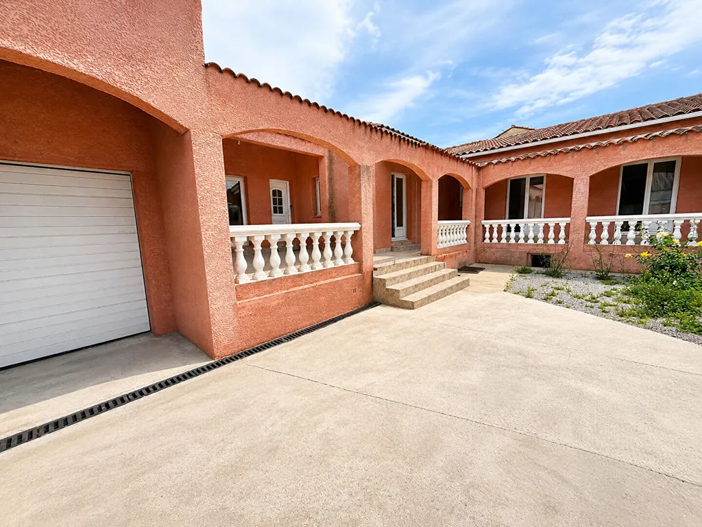 Esterno - Charming House with Patio in Saint-Marcel-sur-Aude