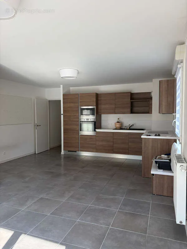 Kitchen - Apartment with Terrace in Vizille