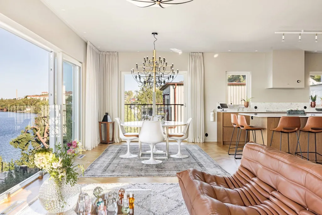 Living Room - Modern Apartment with Mälaren View in Mälarhöjden