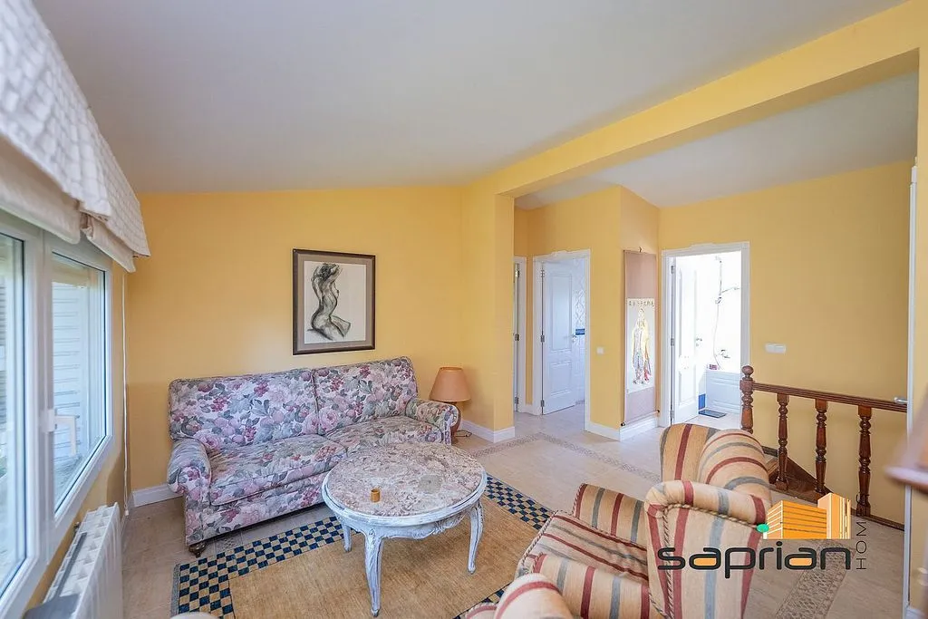 Elutuba - Chalet with Pool and Terrace in Robledo de Chavela