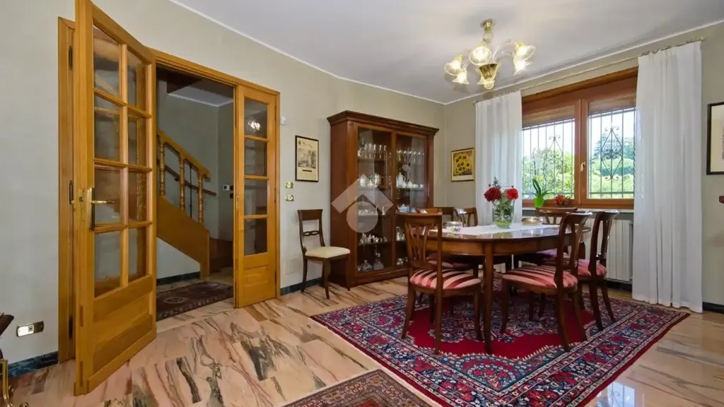 Salle à manger - Villa with Panoramic Terraces in Pecetto Torinese