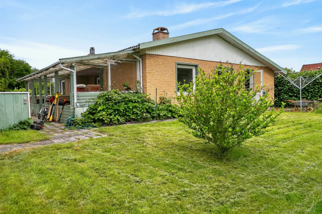 Aed - Villa with Garden in Humlebæk