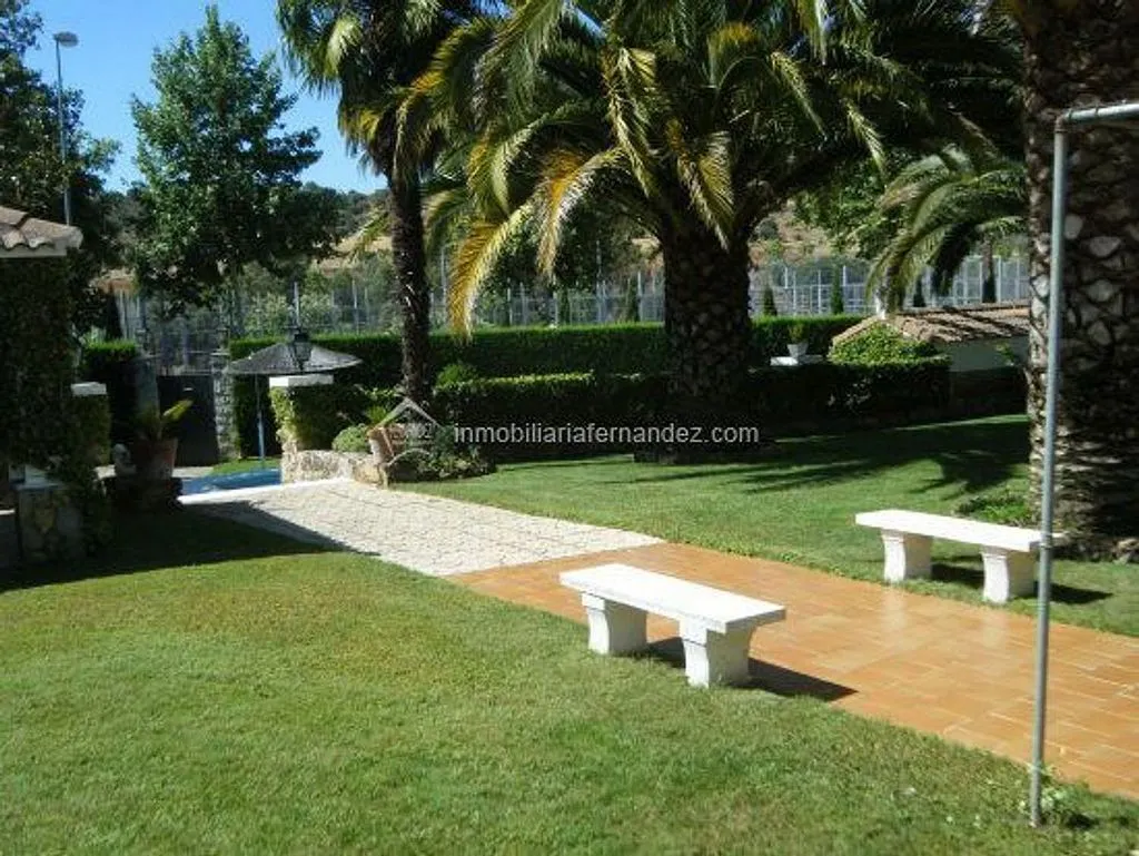 Aed - Chalet with Large Plot on Ruta de la Plata