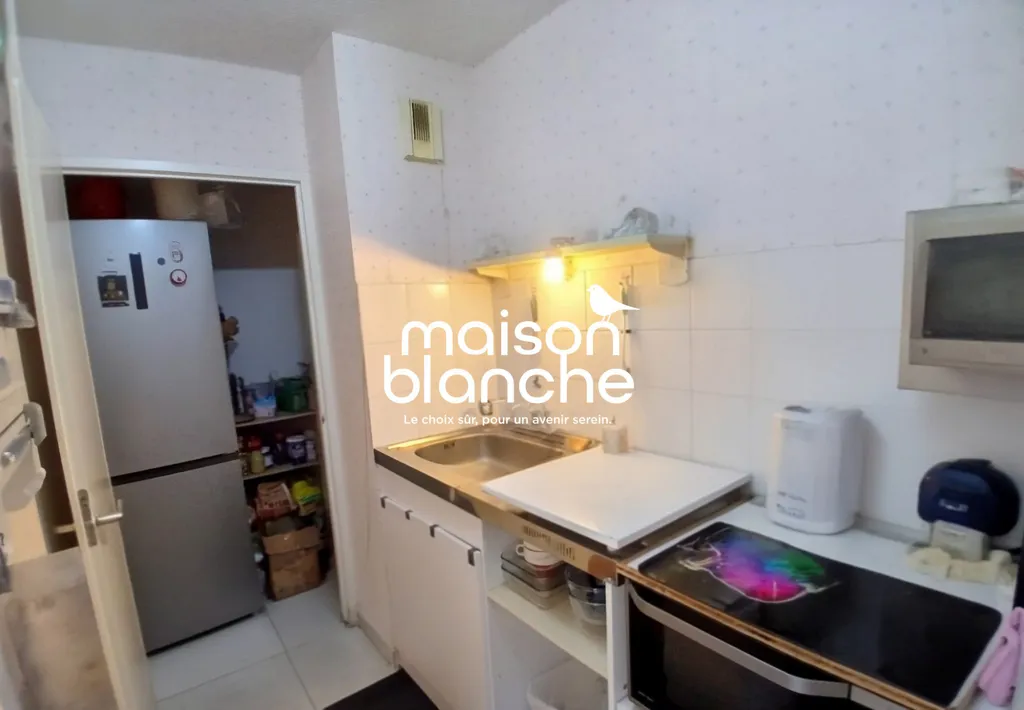 Cuisine - Appartement Lumineux avec Balcon à Partenay