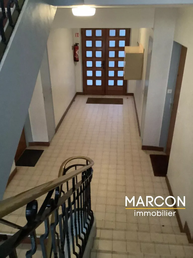 Ingresso - Flat with Balcony in Aubusson
