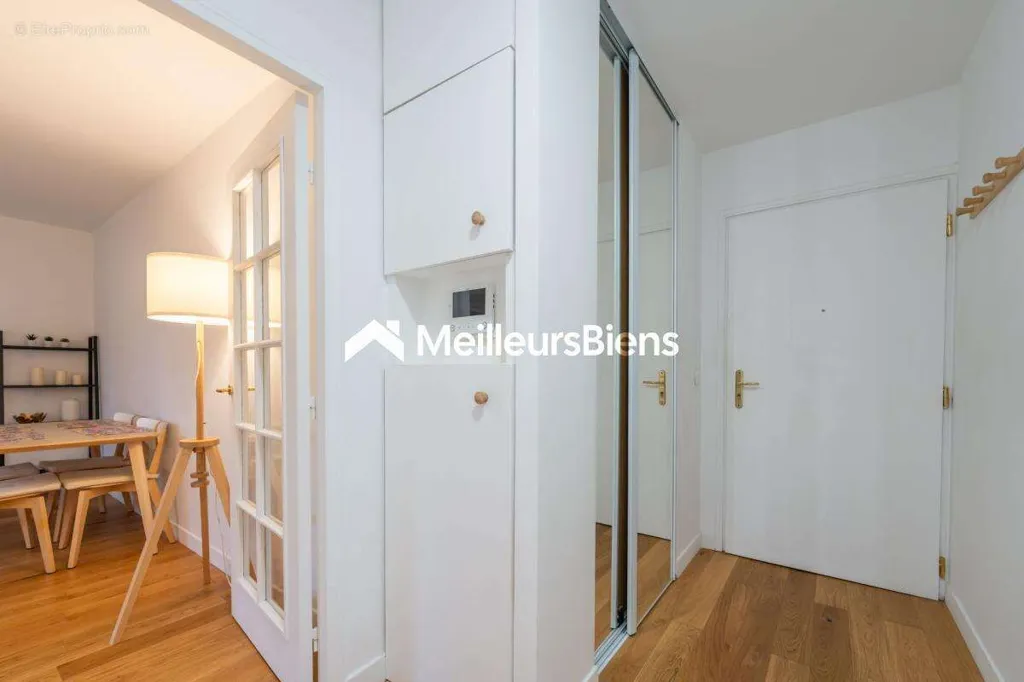 Ingresso - Bright & Spacious T2 with Terrace in Levallois-Perret