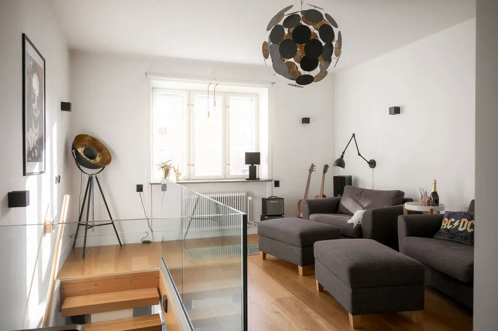 Séjour - Turn-of-the-Century Apartment with High Ceilings in Söder