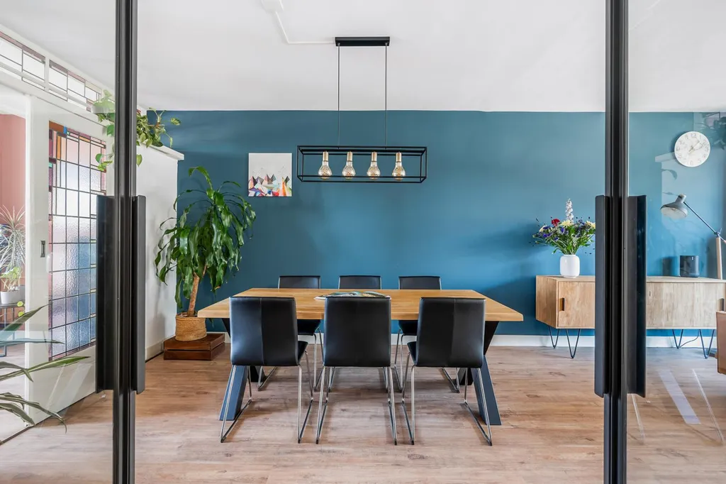 5-toaline korter asukohas Rotterdam