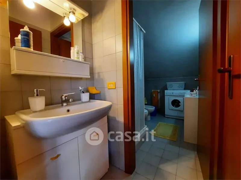 Bagni - Mansarded Studio with Green Space in Chieri