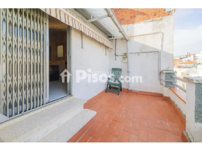 Terrazza - Two-Storey House with Terraces in Terrassa
